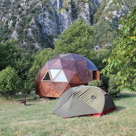 Igloowood Roquebilliere